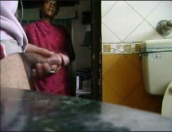 Panimanshi mundhu kurradu masturbate