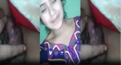 Telugu Inkohadu tho sex chese ammayi nude ha boyfriend tho phone